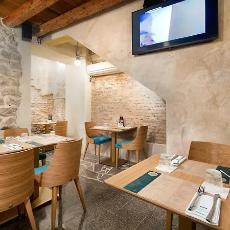 Matejuska Heritage Gæstehus 3*