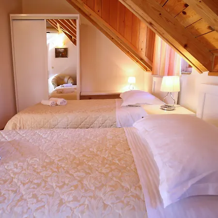 Matejuska Heritage 3* Σπλιτ