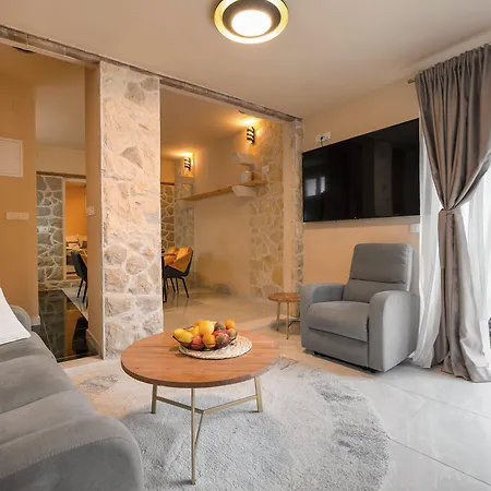 Matejuska Heritage Πανσιόν 3*