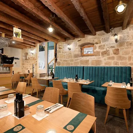 بيت ضيافة Matejuska Heritage