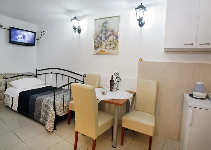 Matejuska Heritage Πανσιόν